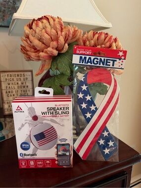 NWT Autrix 🇺🇸 Bluetooth Speaker with Sling and car magnet